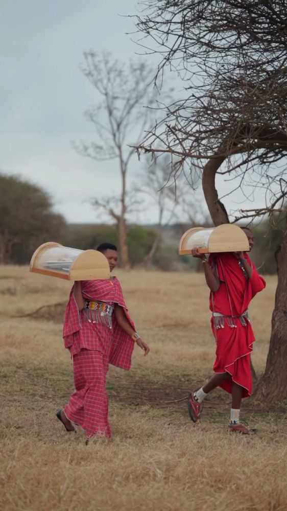 Two women crossing the dry season on foot.